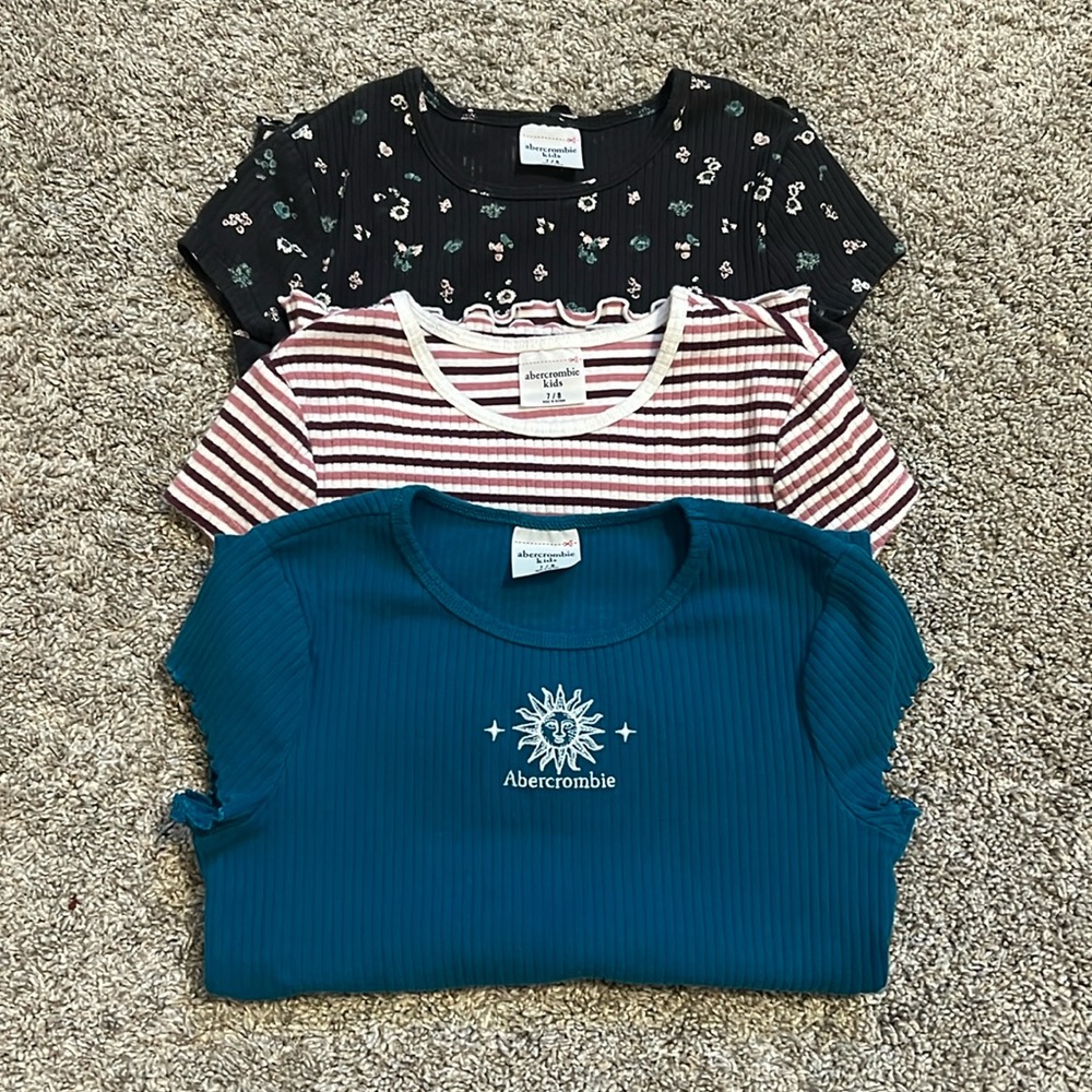 Abercrombie kids short sleeve shirts
